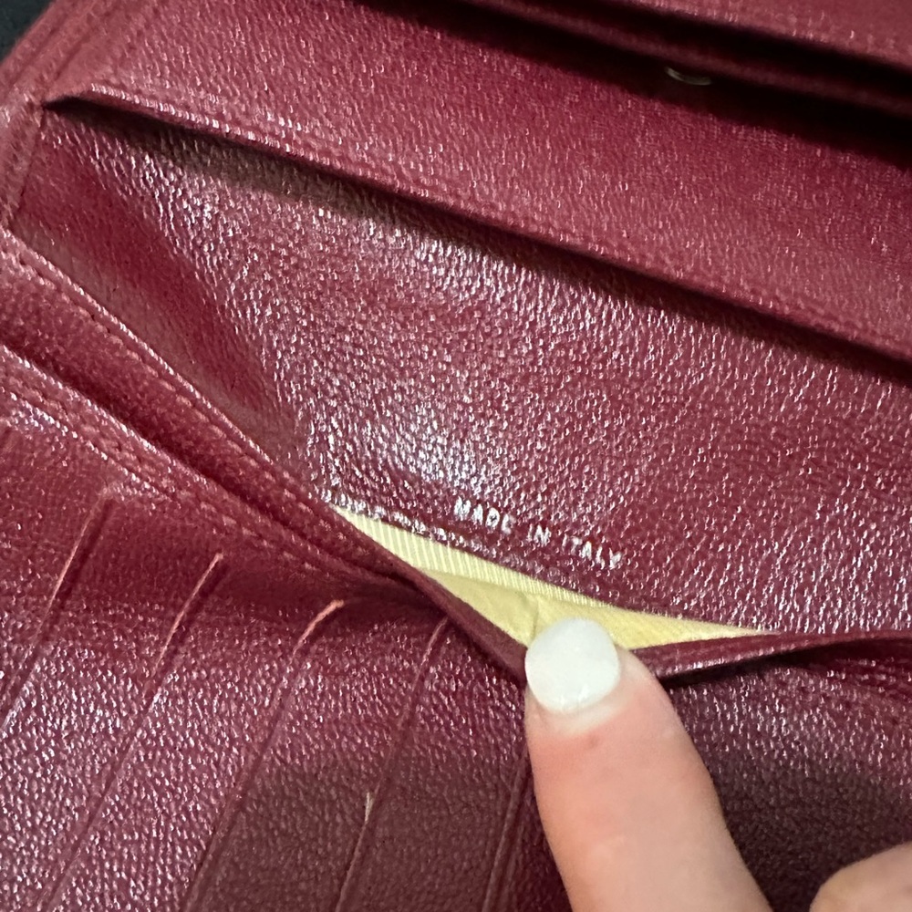 (SALE) Rare Find! CHANEL Wine Color Silver Interlocking CC Wallet - Picture 12 of 17